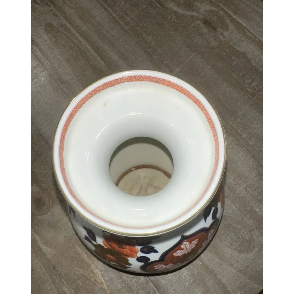 Japanese Gold Imari Floral Print Handpainted Vase 9.5